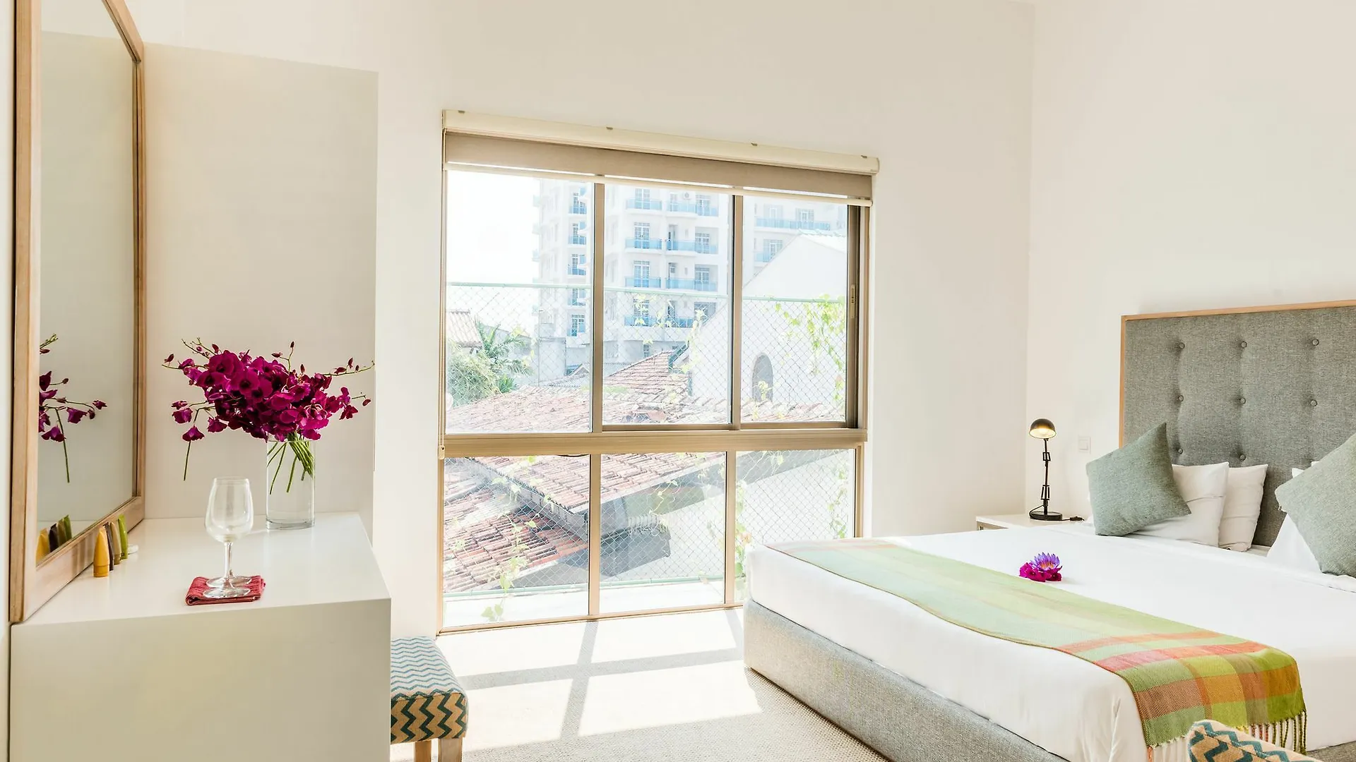 W15 Colombo Hotel