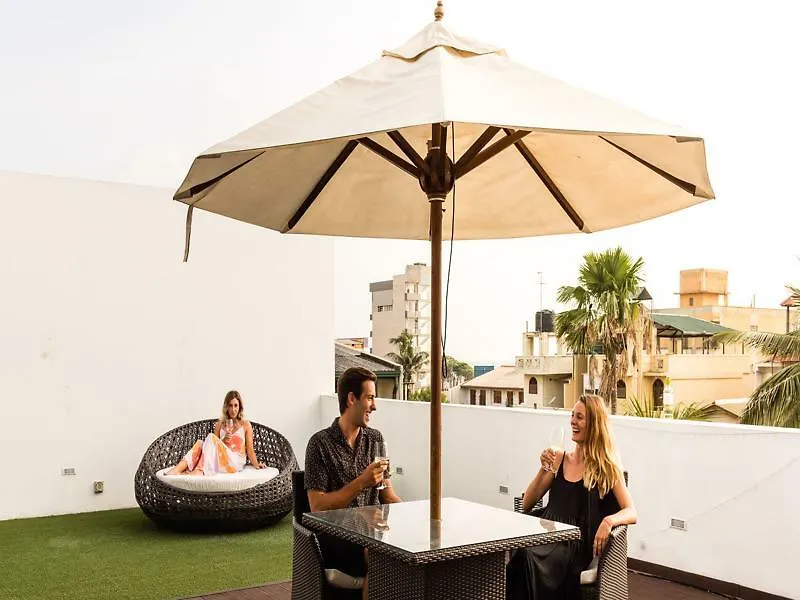 W15 Colombo Hotel
