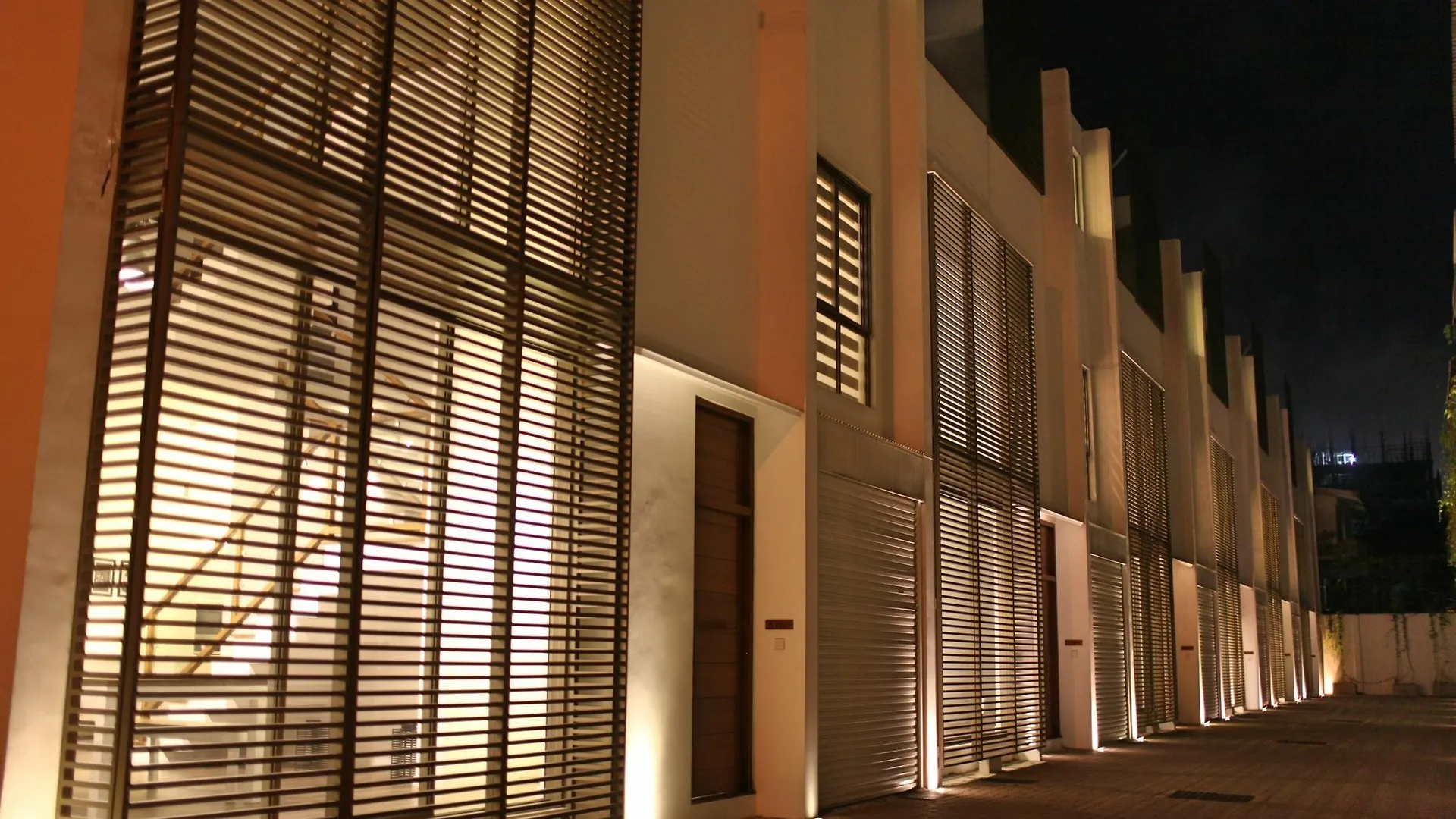 W15 Colombo Hotel